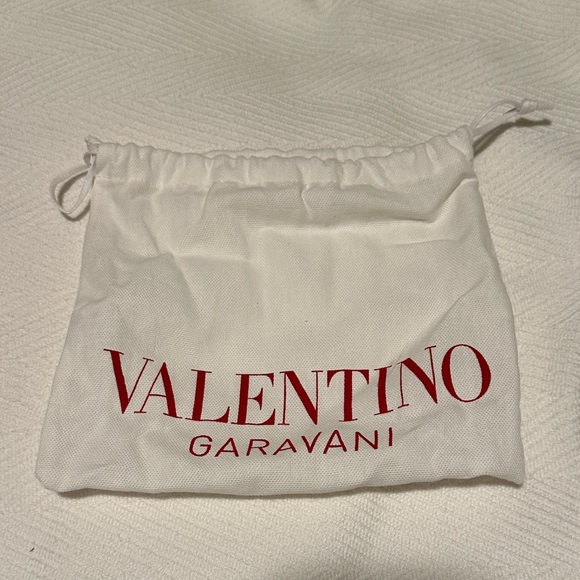 Valentino Garavani V-Logo Cream and Gold Belt size 85 (Small) - Picture 10 of 10